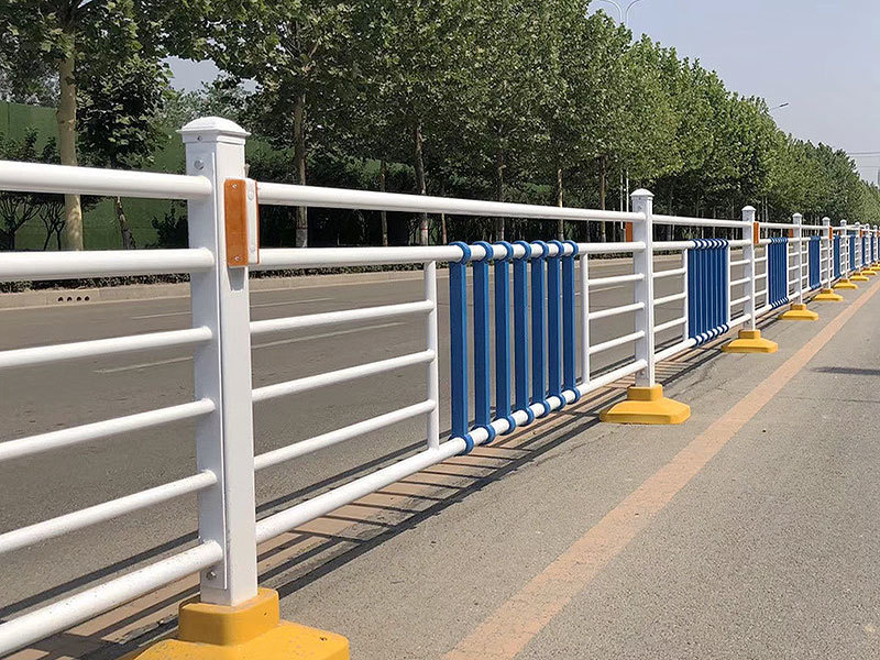 馬路護欄